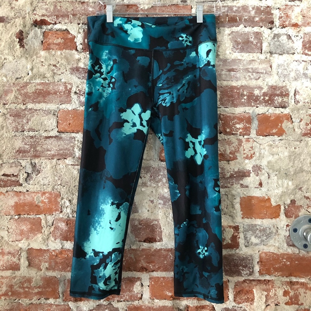 Fabletics Capris